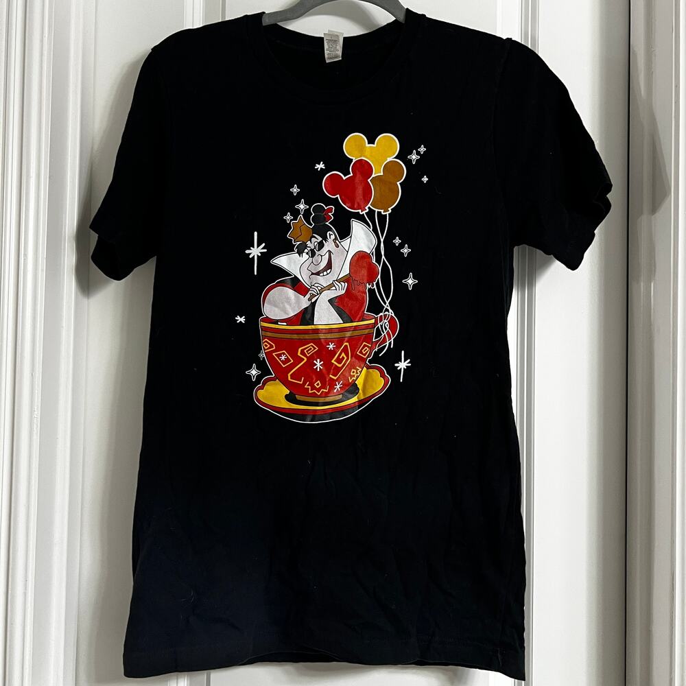 Queen of Hearts Canvas T-Shirt | Black | Size S